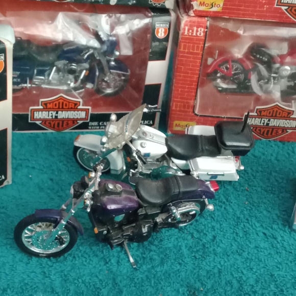 🧘♀️ Vintage Harley-Davidson diecast collectibles - Picture 8 of 8